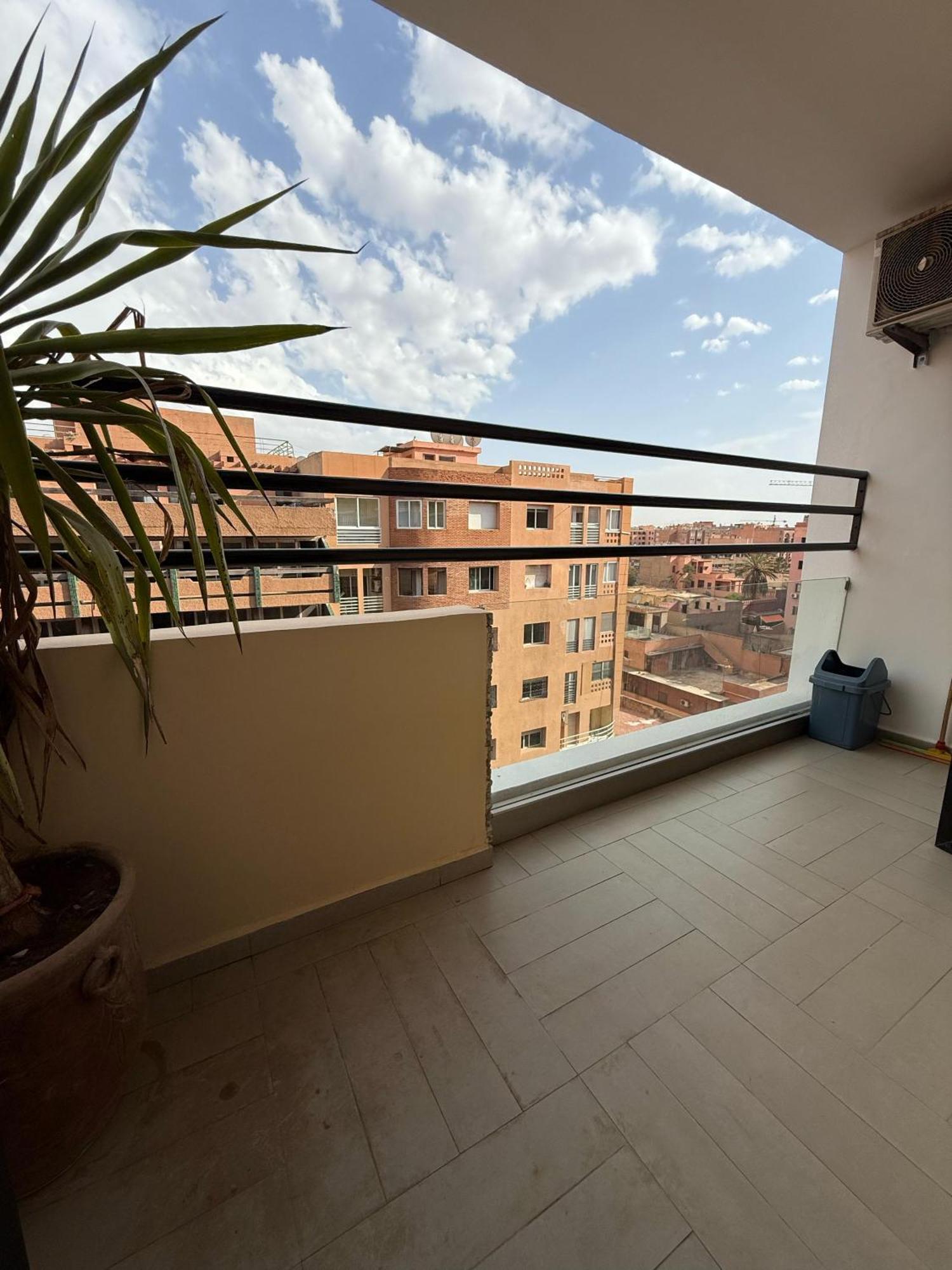 Appartement Nour Gueliz Marrakech มาร์ราเกช ภายนอก รูปภาพ