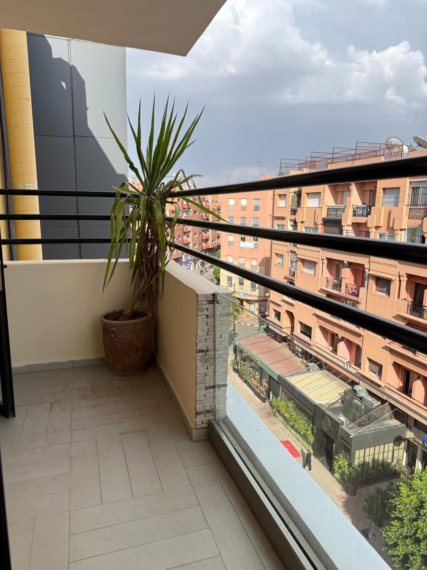 Appartement Nour Gueliz Marrakech มาร์ราเกช ภายนอก รูปภาพ