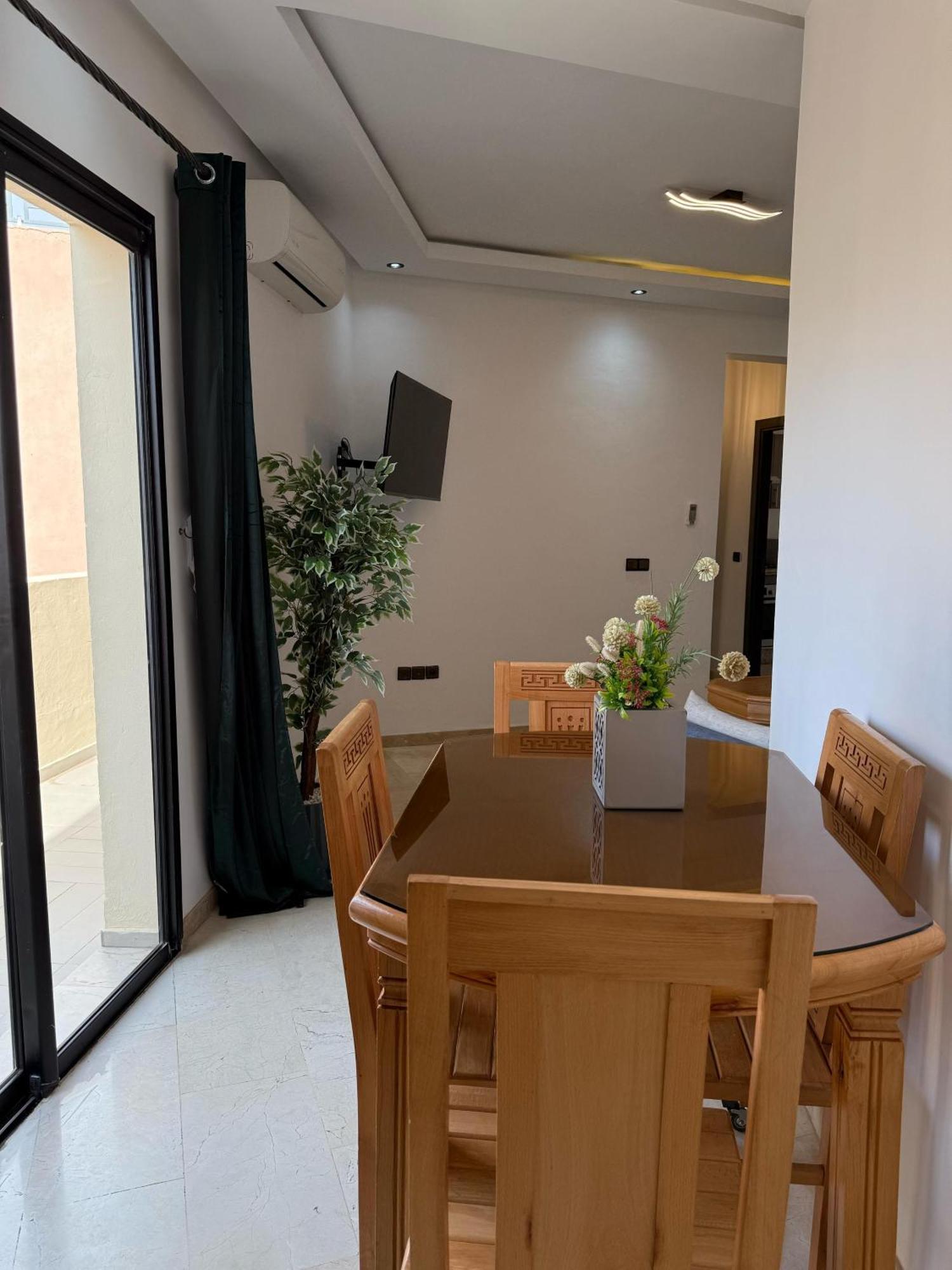 Appartement Nour Gueliz Marrakech มาร์ราเกช ภายนอก รูปภาพ